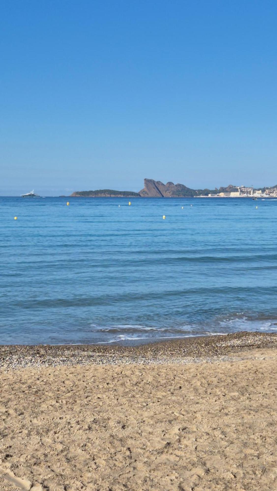 Chez Florence Et Bruno Saint-Cyr-sur-Mer Bagian luar foto